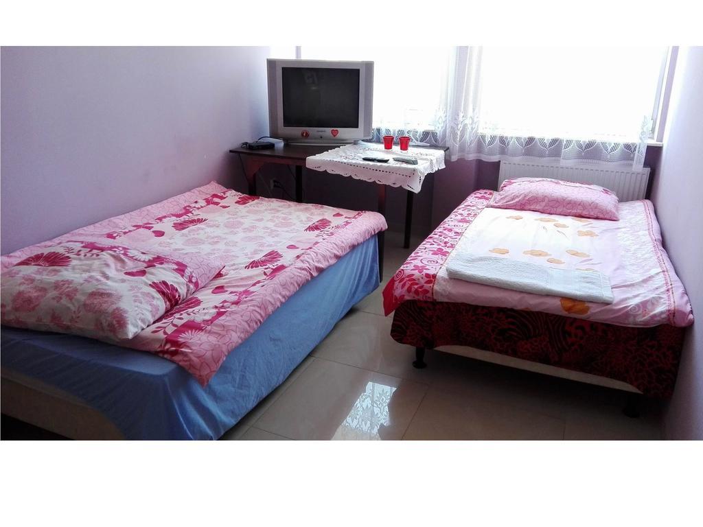 Pokoje Do Wynajecia Staporkow Apartment ภายนอก รูปภาพ
